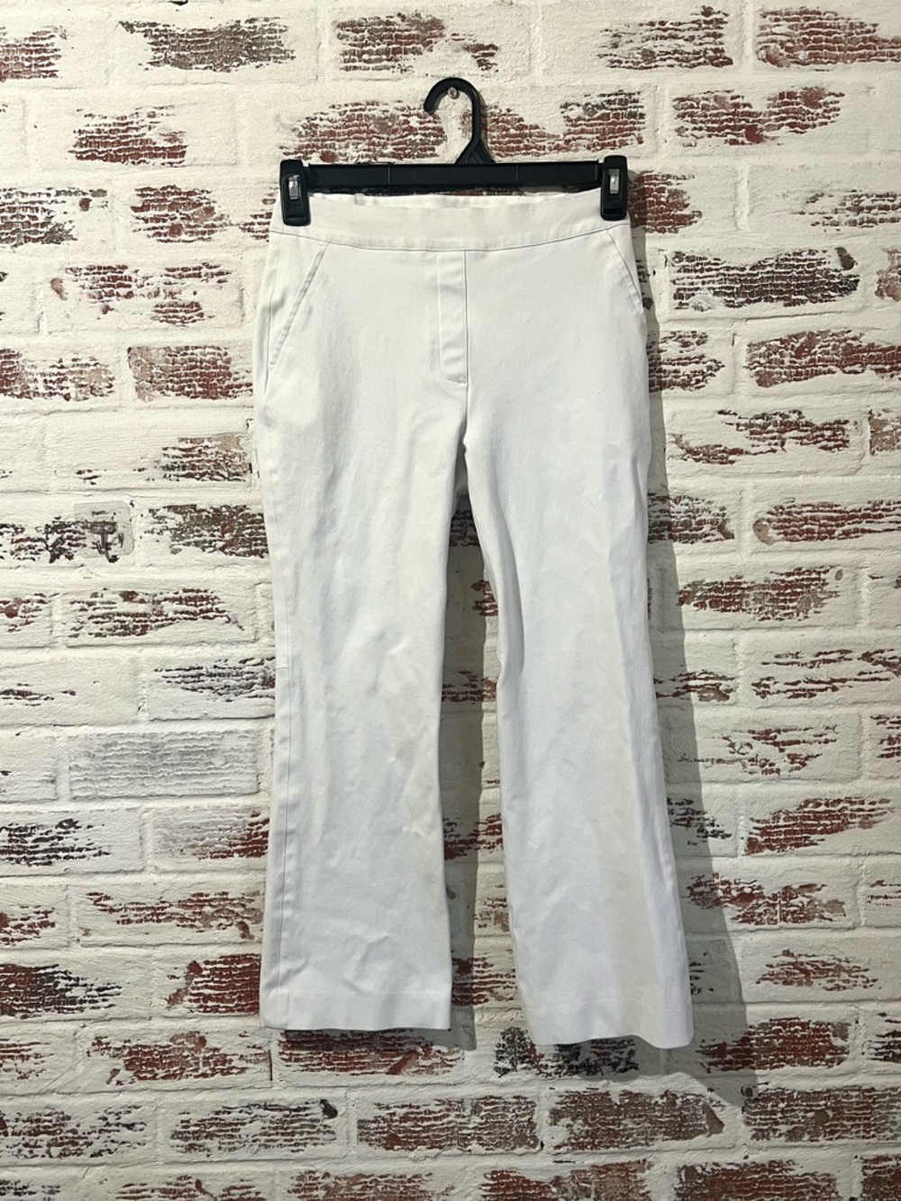 Spanx Cropped Pants On The Go Kick Flare Classic White Summer Pull On Slimming S